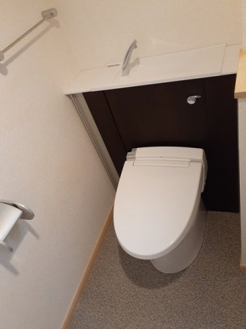 ルミエール　Ｙのトイレ|落ち着いたトイレです