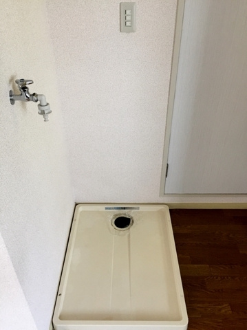 コート平塚の内装|洗濯機置場