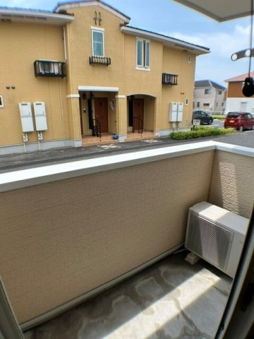 ウェルデンス平塚御殿Ⅱのバルコニー|お洗濯にも便利なバルコニー付き