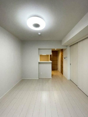 【居間・リビング】 | AIFLAT方南町 | 11.2帖のきれいなLDK。