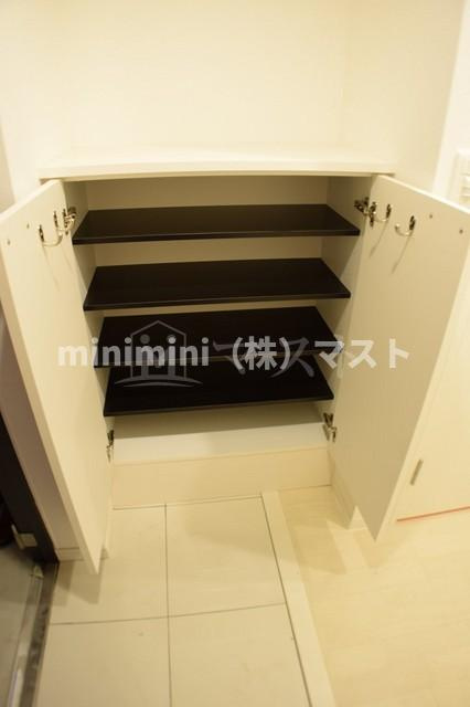 レジュールアッシュ難波ＭＩＮＡＭＩ　Ⅱの収納