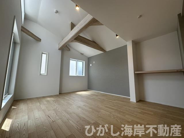 茅ケ崎市東海岸北5丁目　新築戸建　全４棟の居間・リビング|16.6帖　吹抜付LDK