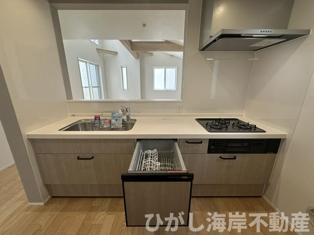 茅ケ崎市東海岸北5丁目　新築戸建　全４棟のキッチン|食洗器付きシステムキッチン