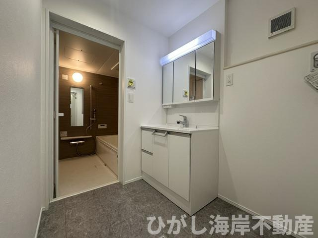 茅ケ崎市東海岸北5丁目　新築戸建　全４棟の脱衣所|脱衣スペース