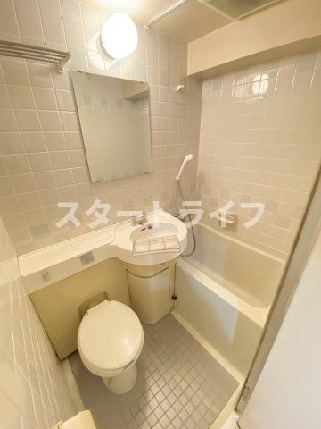 大阪市淀川区十三本町２丁目の賃貸マンションの浴室
