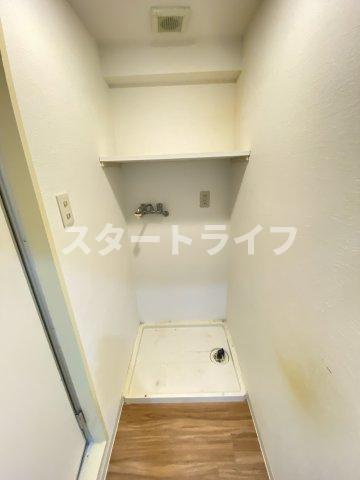 大阪市淀川区十三本町２丁目の賃貸マンションの洗面所