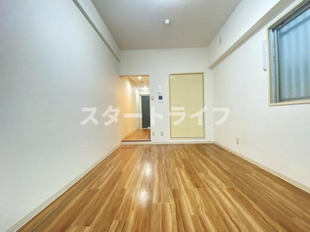 大阪市淀川区十三本町２丁目の賃貸マンションの寝室