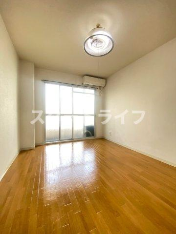 大阪市淀川区木川東２丁目の賃貸マンションの寝室