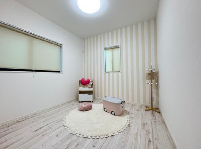 寝屋川市宝町の完成予想図|【同社施工例】※類似同仕様です。開口部のデザインや位置等のデザインが異なります。
