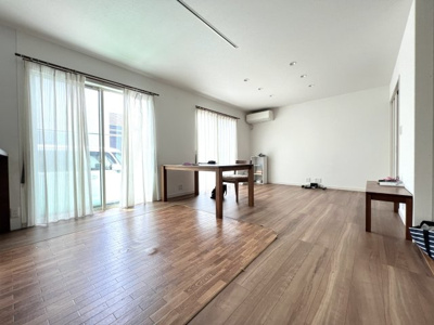 【居間・リビング】 | 岡山市東区益野町(Ｕ様邸) | ゆったりとした居間です
