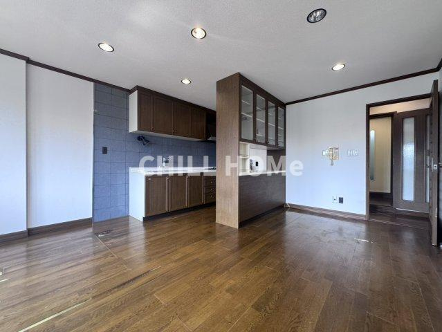 コスモス２７前橋の居間・リビング|当社、チルホームのHPもご覧ください(^^)/物件情報多数♪
