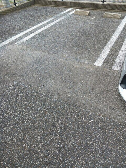 【駐車場】 | レリーフ　ウェステリアＢ