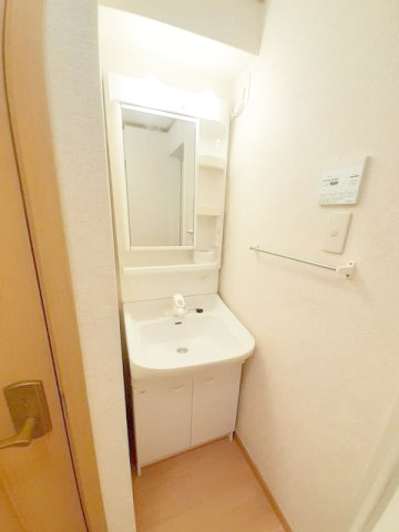 熊本市北区鶴羽田４丁目のアパートの洗面所