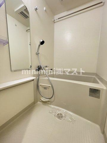 ファステート大正駅前トロフィの浴室