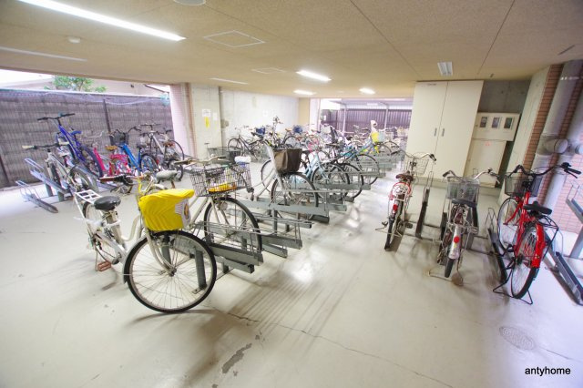 エステムプラザ梅田中崎町　仲介手数料無料の駐車場