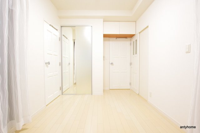 エステムプラザ梅田中崎町　仲介手数料無料の寝室