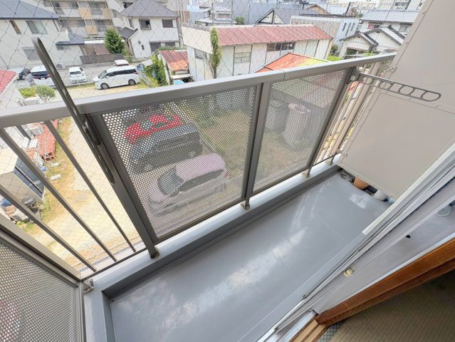 宝旭ハイツのバルコニー