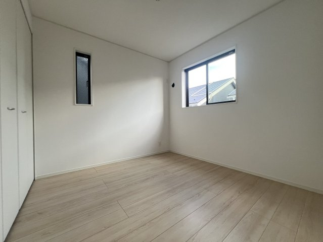 武蔵村山市中原第８の洋室