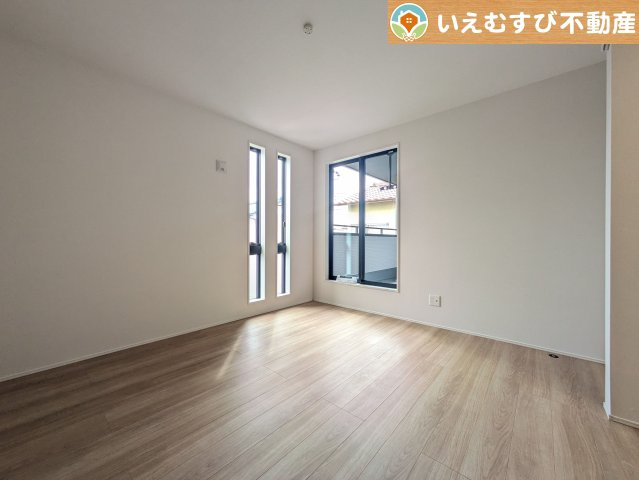 GRAFARE　深谷市天神町の洋室