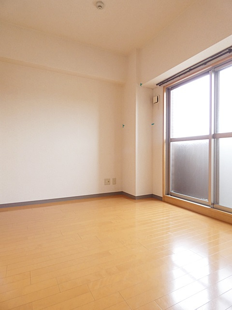 レージュ藤塚の洋室|個人の部屋や寝室として使える洋室です