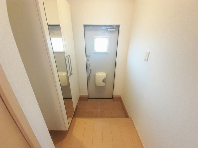 アリエッタの玄関|明るい玄関です