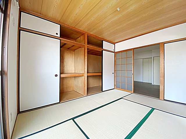 サンファミリア長久手Ⅱの収納|こまごまとしたものを収納できそうですね