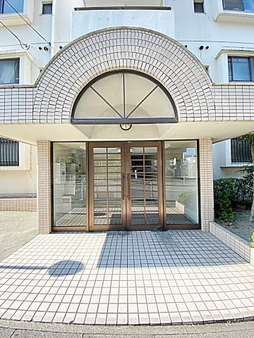 サンファミリア長久手Ⅱのエントランス|建物の内部です