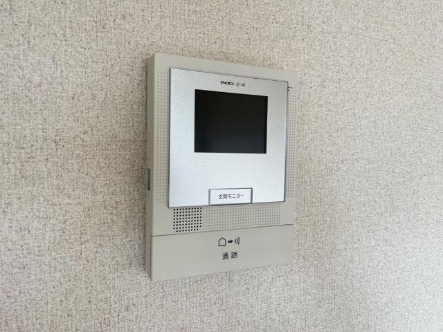 プティエシャトーの内装|カメラ付インターホン