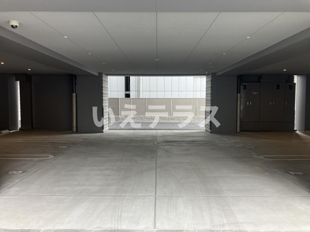 ラフィエスタ新神戸の駐車場