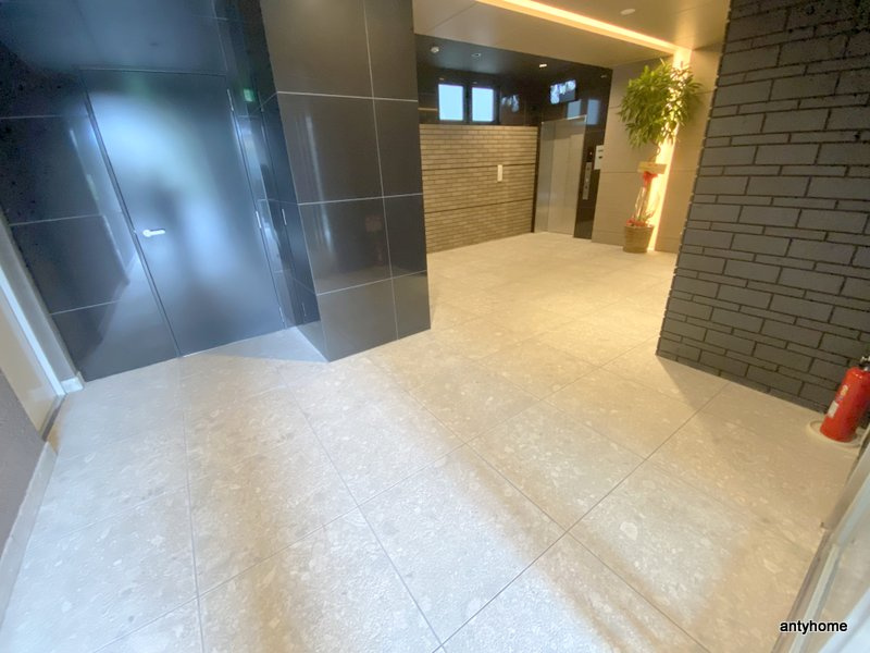 MODERN PALAZZO江坂AXIA 仲介手数料無料のロビー