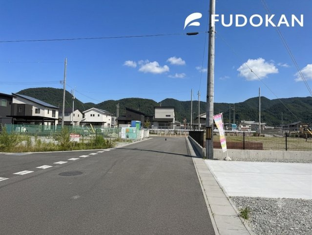山形市浜崎2期【3号棟】の前面道路含む現地写真|前面道路になります。