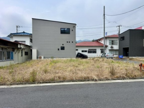 伊東市　宇佐美の前面道路含む現地写真