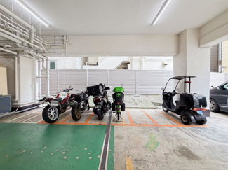 【駐車場】 | 渋谷藤和コープ | バイク置き場