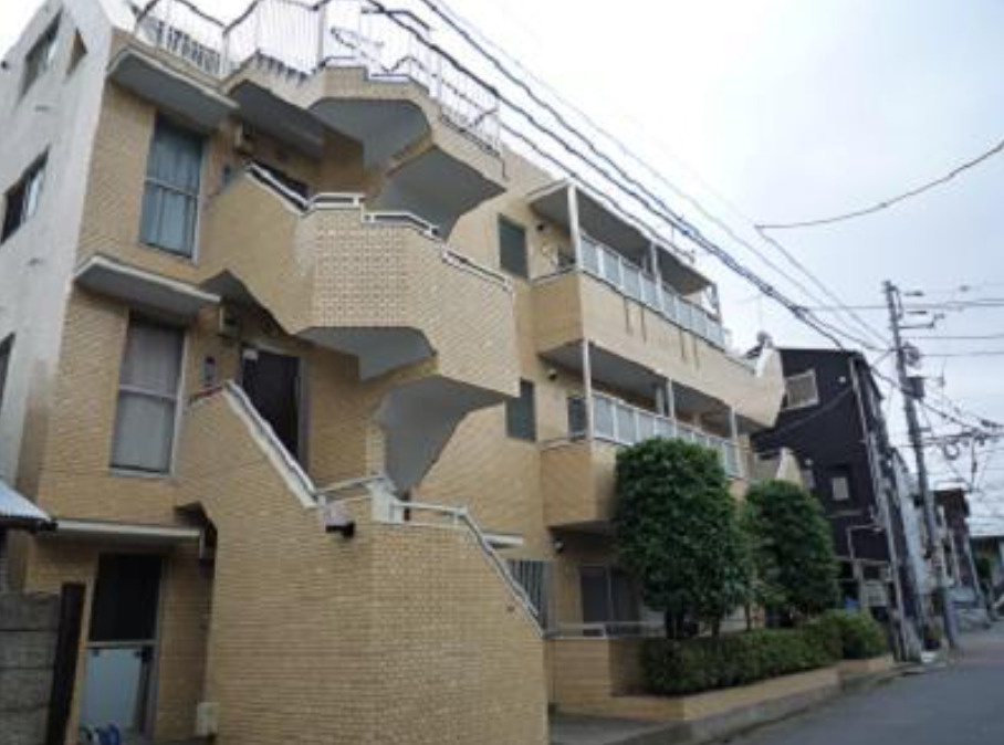 大高ロイヤルマンションの外観