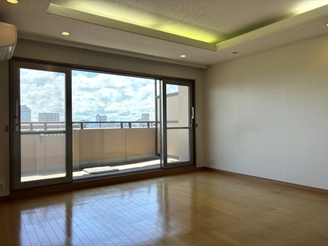 アパガーデンピア関屋の居間・リビング|2026年8月現在リフォーム中