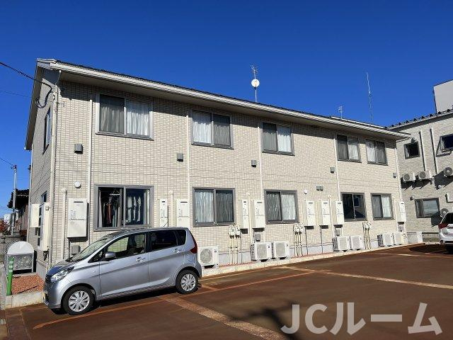 リナーシェ Bの駐車場