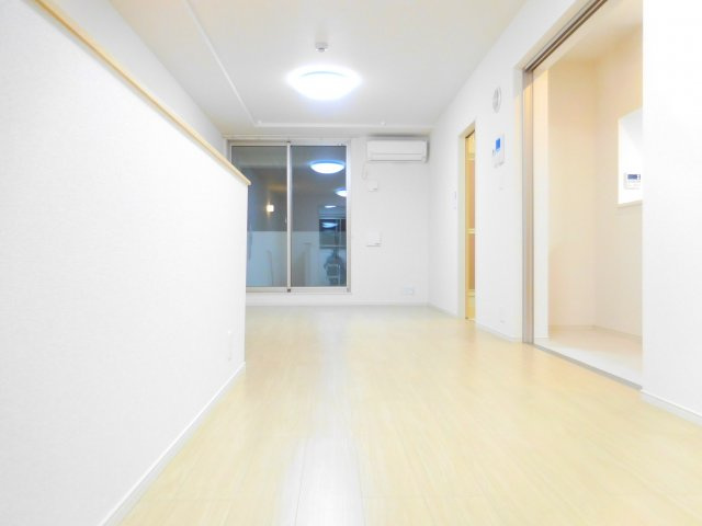 L’iLL登町の内装