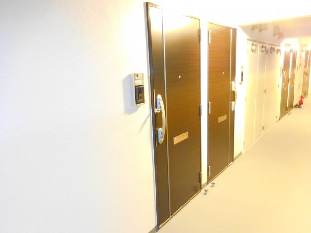 L’iLL登町の玄関
