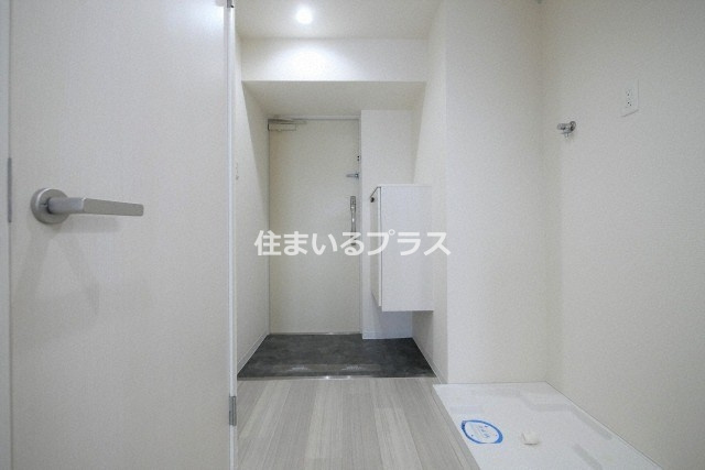 LUMINOUS鶴見の玄関
