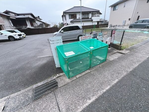 ハイツ山光のロビー