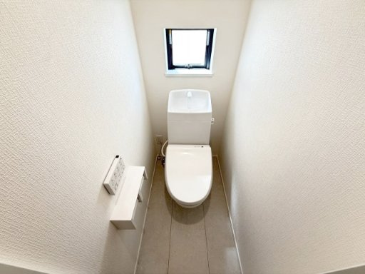 日置荘北町１丁　新築一戸建のトイレ