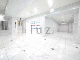 グランドガーラ横濱山下町のエントランス