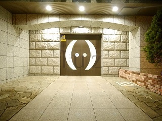 グランドガーラ横濱山下町のエントランス