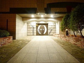 グランドガーラ横濱山下町のエントランス