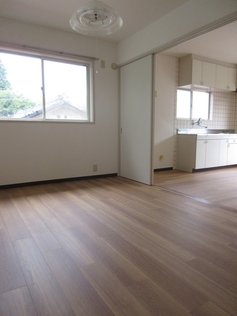 メゾン聖泉の寝室|★２面採光★
