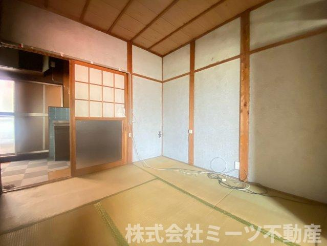 花園本町2丁目　店舗付き住宅（テラス）の和室