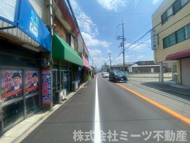 花園本町2丁目　店舗付き住宅（テラス）の周辺|前面道路幅員広々約7.18ｍ