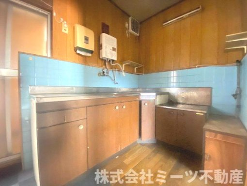 花園本町2丁目　店舗付き住宅（テラス）のキッチン