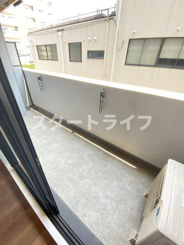 大阪市淀川区西宮原２丁目の賃貸マンションのバルコニー