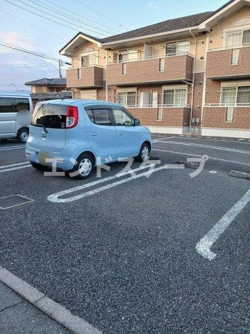 セレナコ－トの駐車場|高崎、前橋のお部屋探しはエンドスケープまで！お客様の理想お聞かせ下さい♪